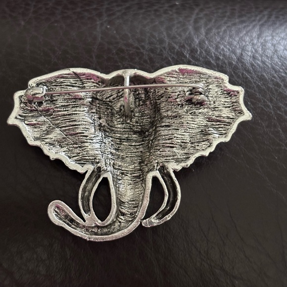 Rhinestone Elephant Brooch or pendant Pin Silver Tone Sparkle NEW - Picture 3 of 4